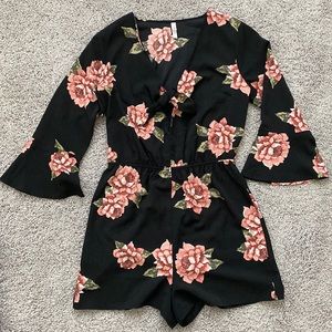 Xhilaration Black/Rose Romper size S